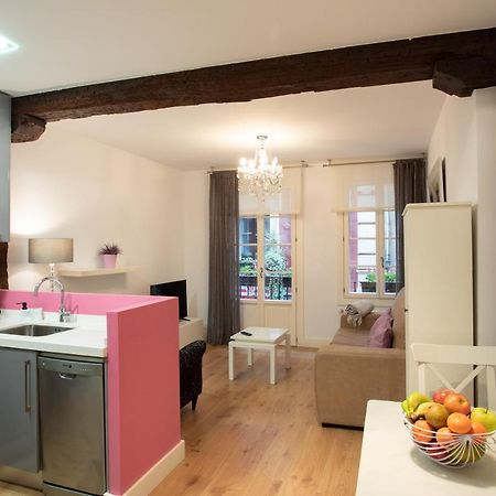 Acogedor Apartamento En El Centro Del Casco Viejo Apartment Билбао Екстериор снимка