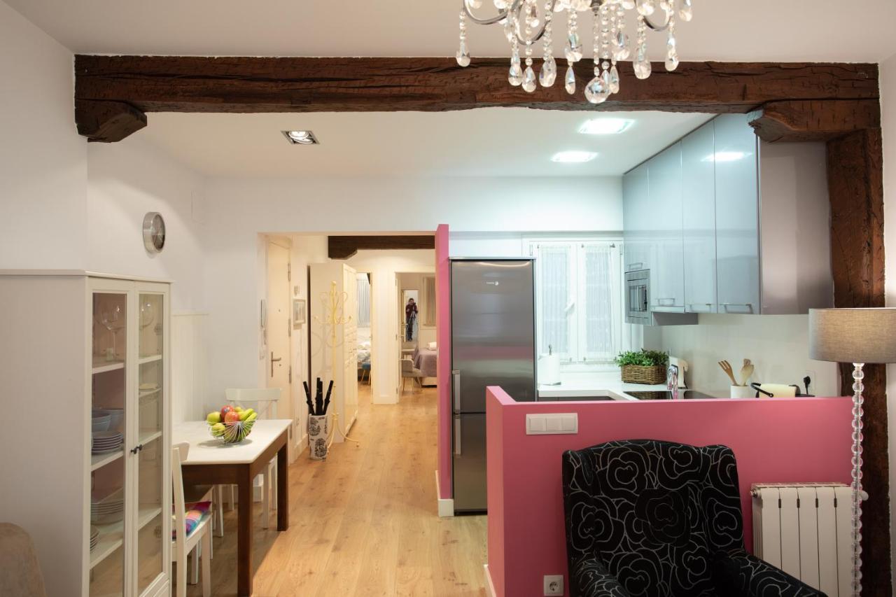 Acogedor Apartamento En El Centro Del Casco Viejo Apartment Билбао Екстериор снимка